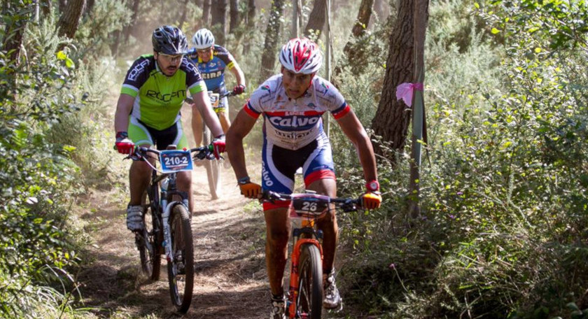 Un momento da proba celebrada en 2017 Foto: Organización 12 Horas BTT Un momento da proba celebrada en 2017 Foto: Organización 12 Horas BTT