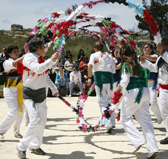 Danza de los Arcos en Camariñas Danza de los Arcos en Camariñas