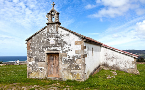 Capela de Santa Irene de Castrillón Capela de Santa Irene de Castrillón