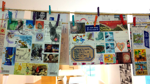 Muestra de postcrossing en la Biblioteca Rego da Balsa Muestra de postcrossing en la Biblioteca Rego da Balsa